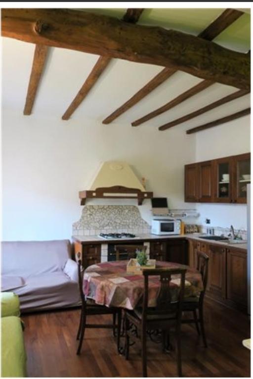 Apartamento Casa In Palazzo Storico Locate di Triulzi Exterior foto