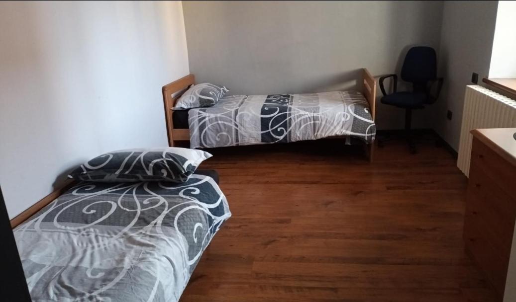 Apartamento Casa In Palazzo Storico Locate di Triulzi Exterior foto