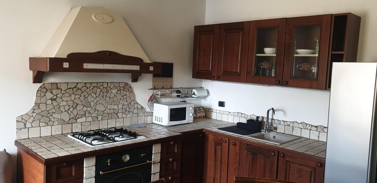 Apartamento Casa In Palazzo Storico Locate di Triulzi Exterior foto